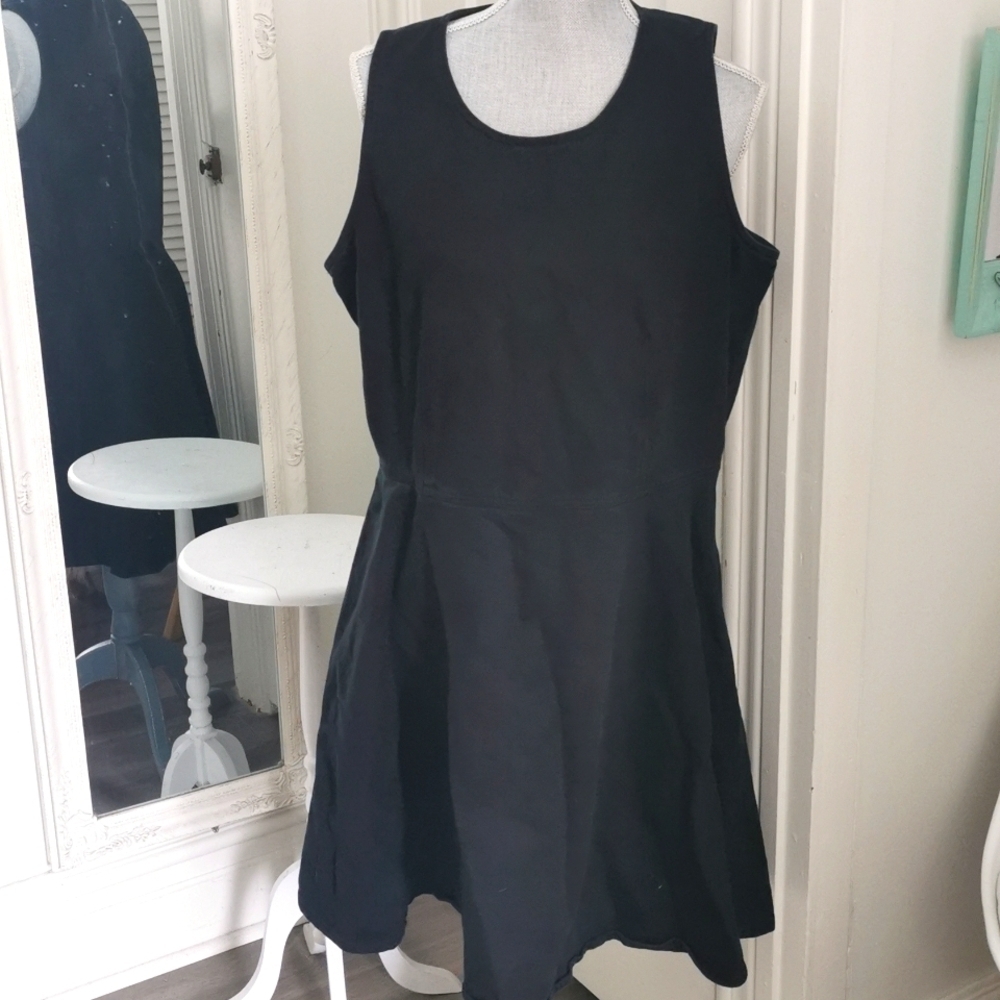 Gap black denim sleeveless fit and flare dress. Size 16. EUC